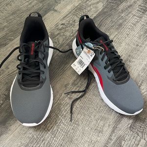 Men’s Reebok shoes size 9.5